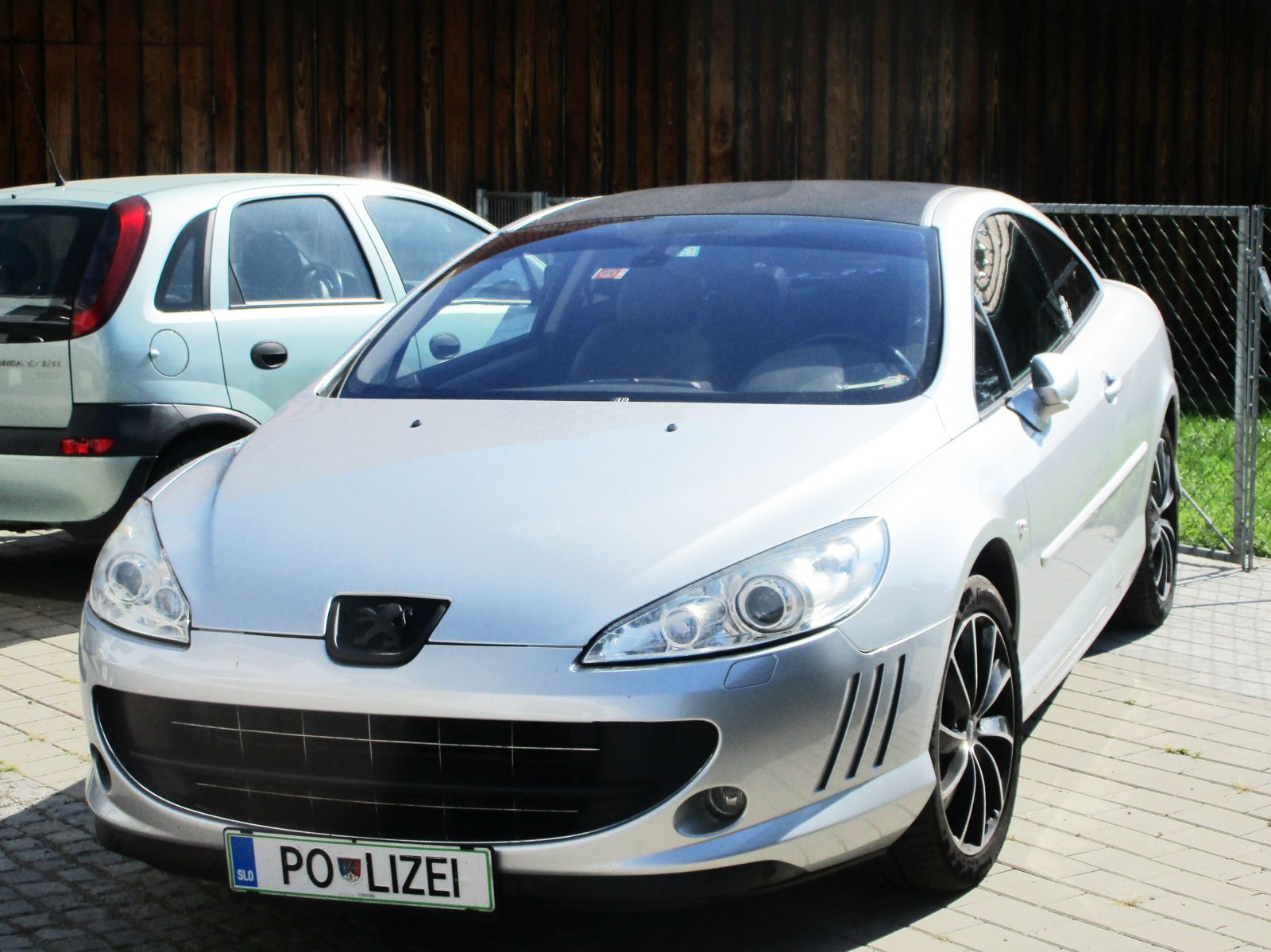PO LIZEI, Peugeot 407 1st gen Coupé (D25), 2005–2011