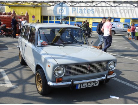 IL LA 2H, Lada (VAZ) 2102