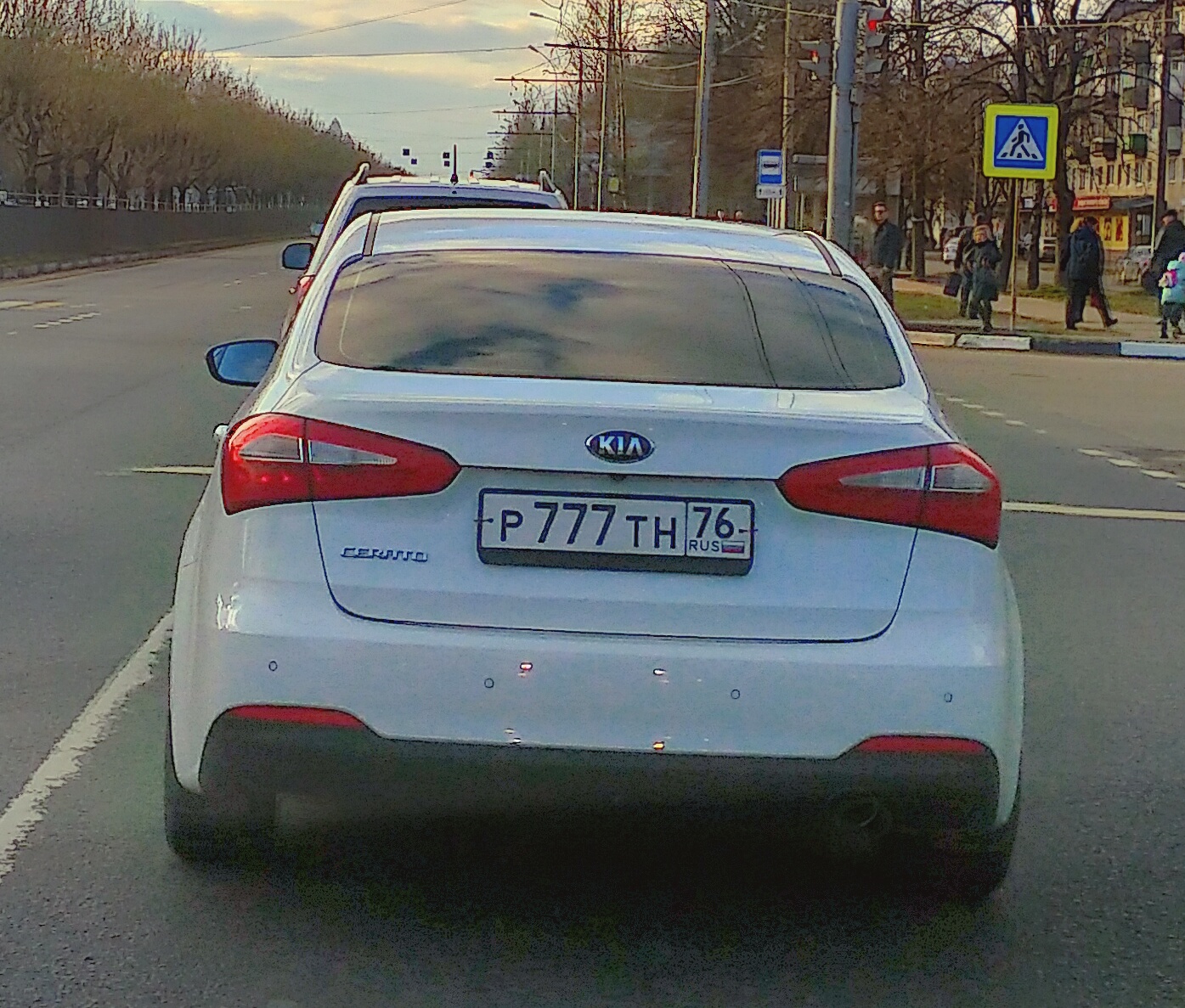 р 777 тн 76, Kia Cerato 3rd gen Sedan (YD), 2012–2016