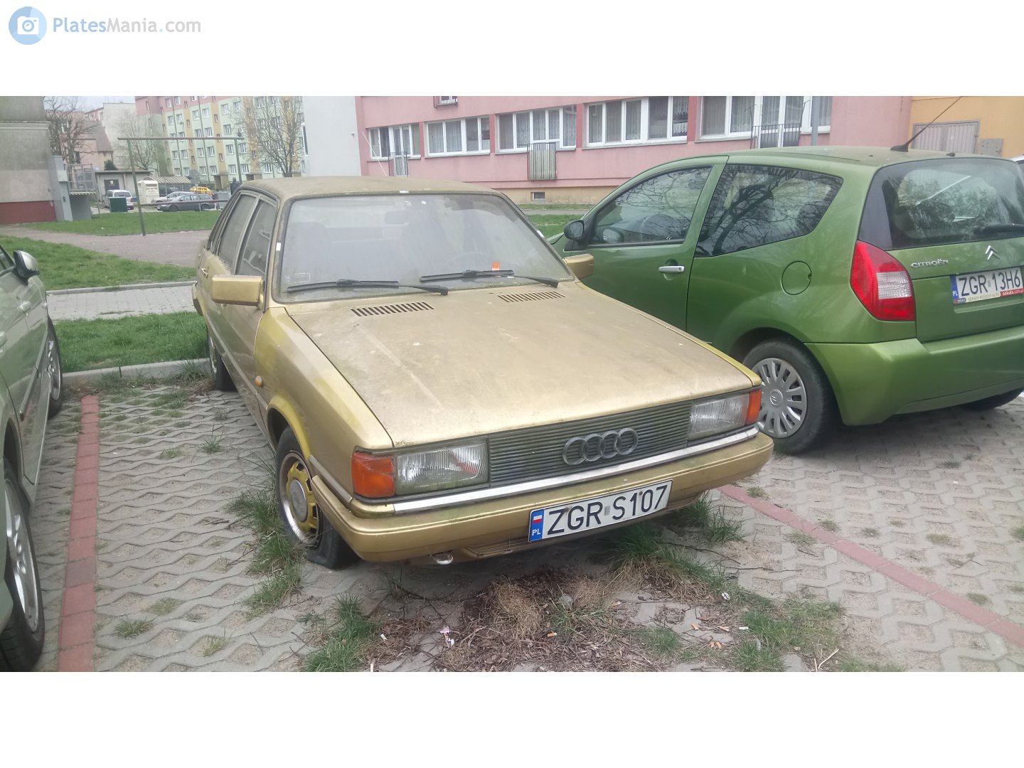 ZGR S107, Audi 80 2nd gen 4-door Sedan (B2/81/85), 1978–1986