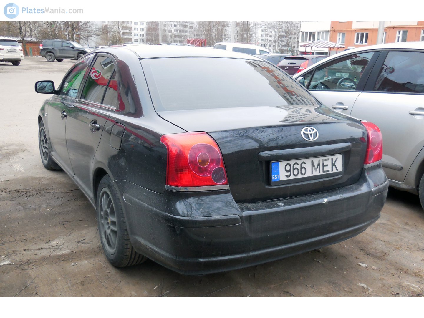 966 MEK, Toyota Avensis 2nd gen Sedan/Liftback (T250), 2003–2009