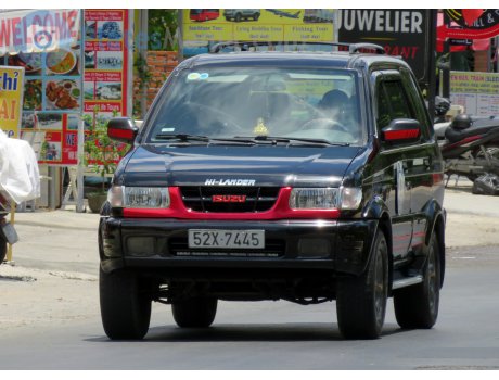 52X-7445, Isuzu Hi-Lander