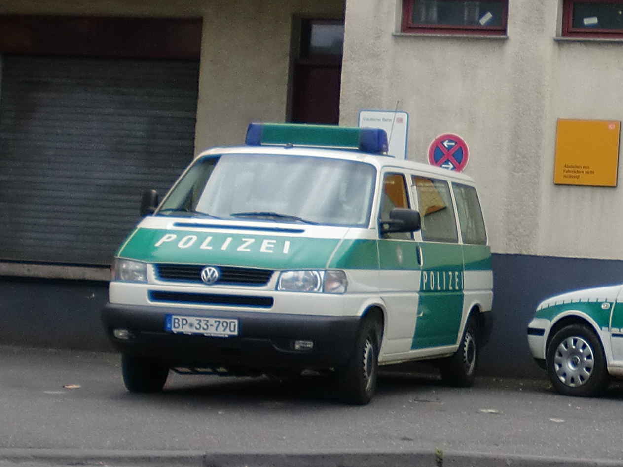 BP 33-790, Volkswagen Transporter 4th gen Van (T4) (70/7D), 1990–2003