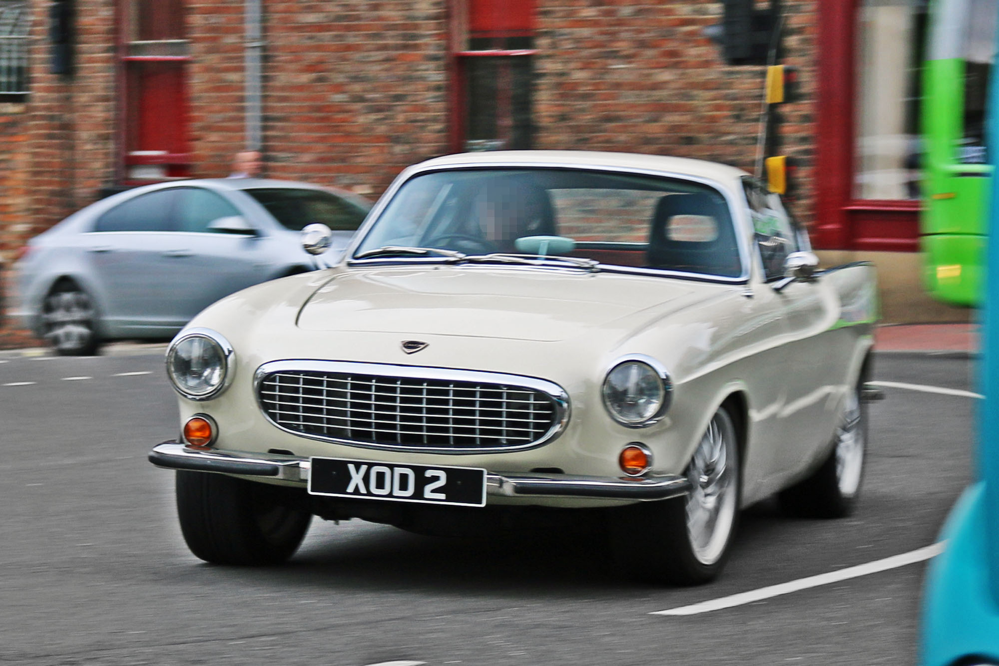 XOD2, Volvo P1800 Coupé, 1961–1972