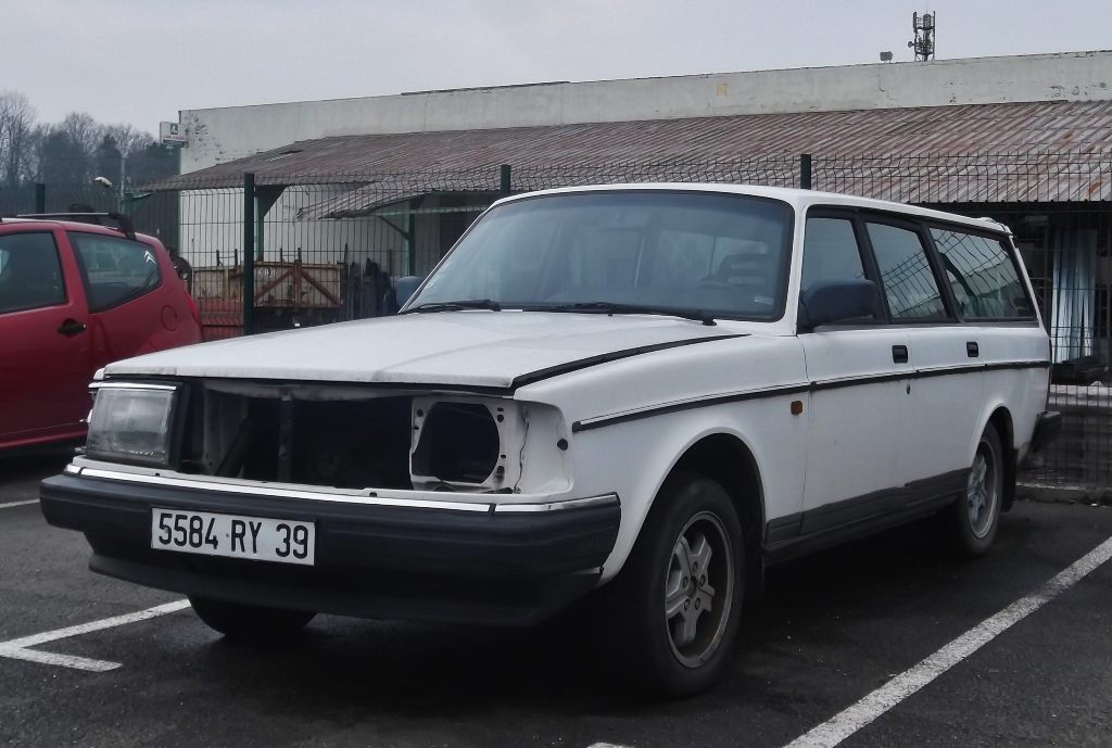5584 RY 39, Volvo 240-Series 1st gen 5-door Wagon (245), facelift, 1978–1993