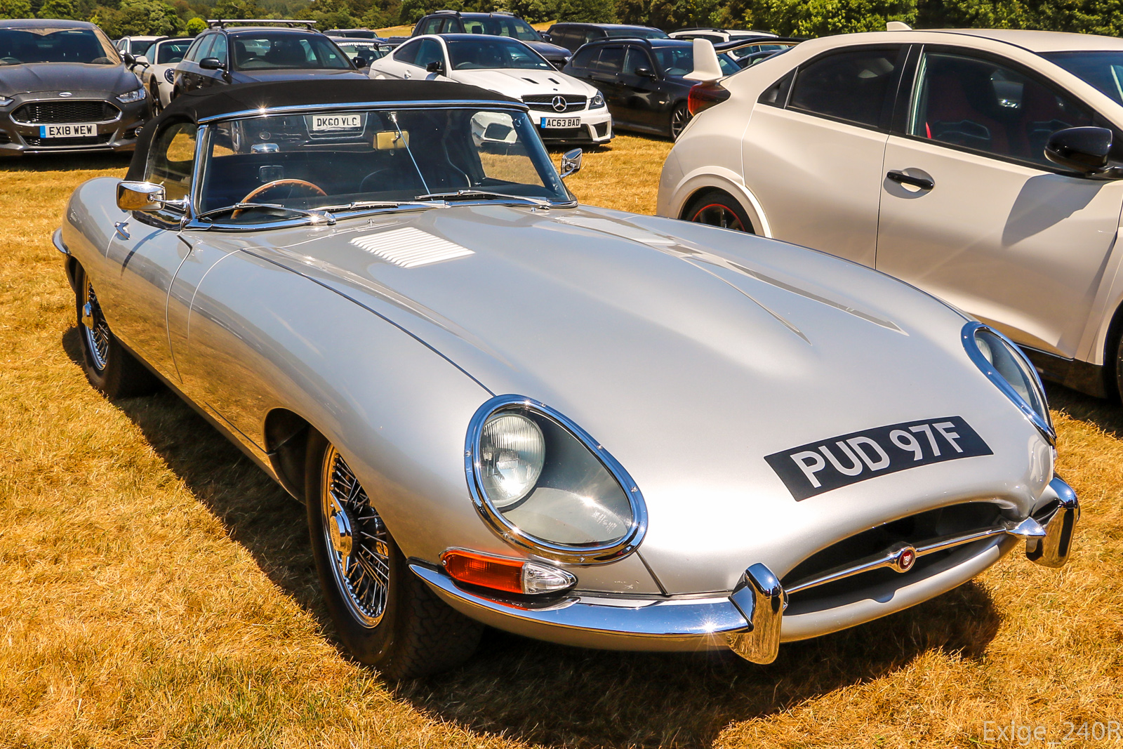 PUD97F, Jaguar E-Type Convertible (Series 1), 1961–1968
