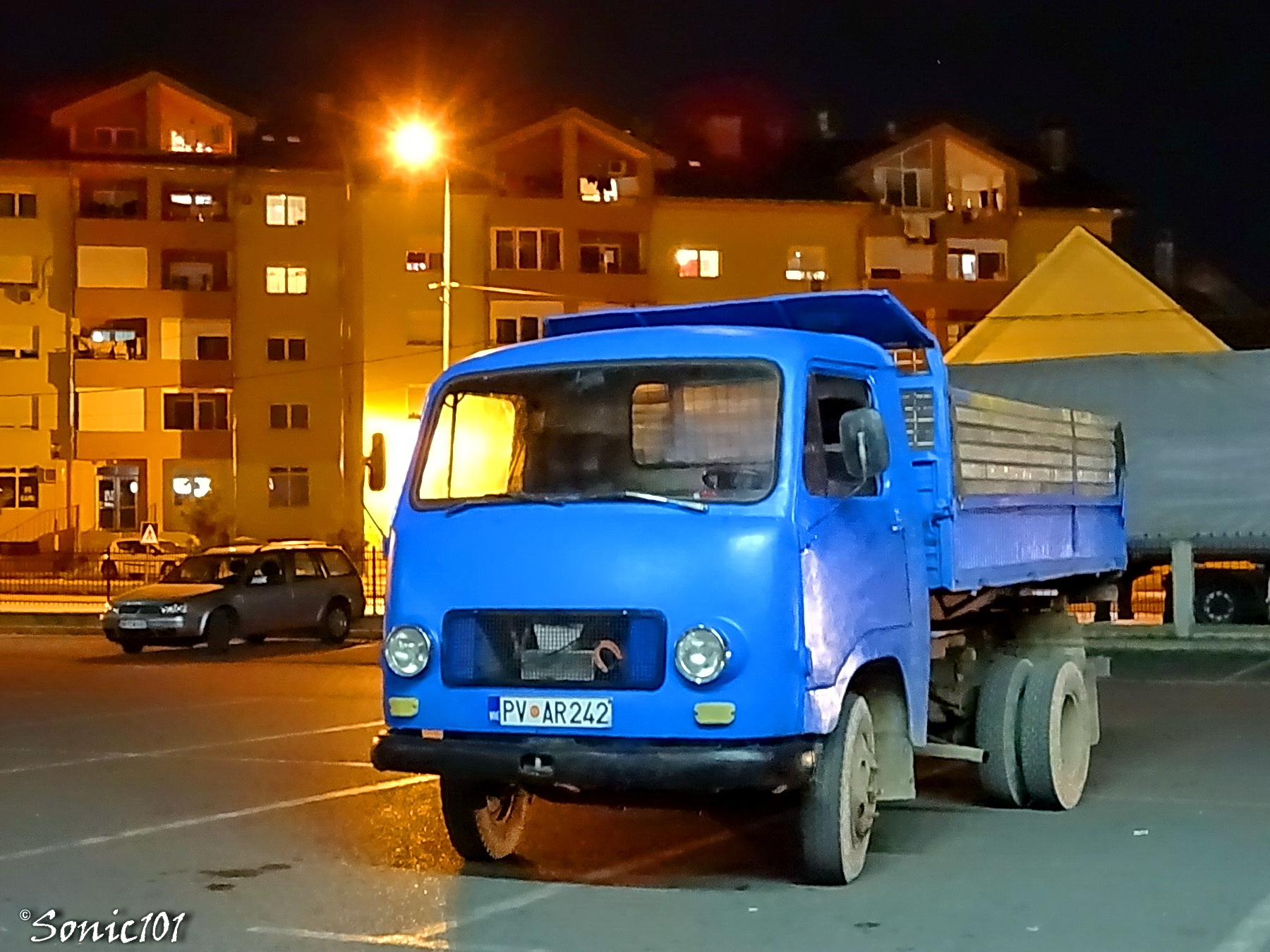 PV AR242, TAM 75T 75T3/75T5 (1975–1992)