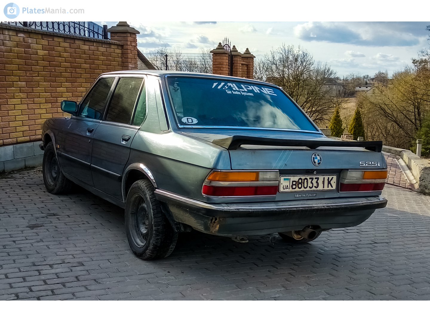 в 8033 ІК, BMW 5 Series 2nd gen (E28), 1981–1988