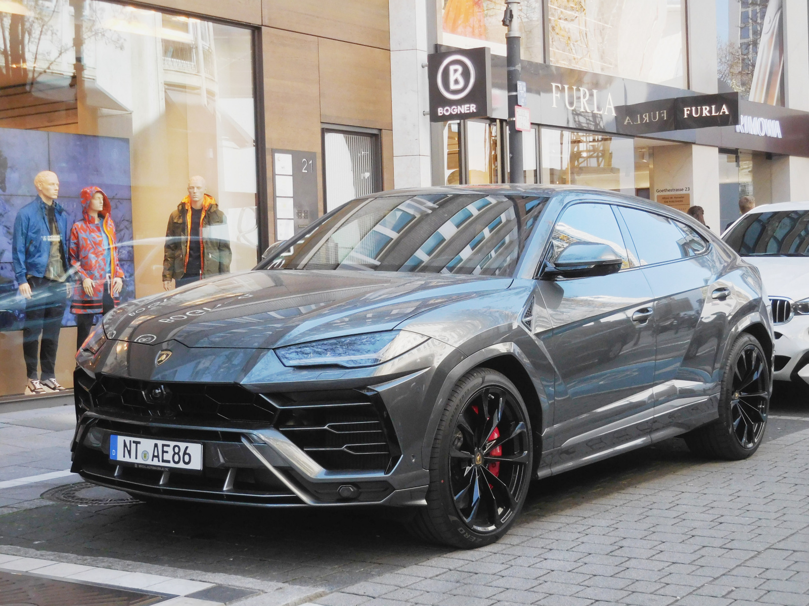 NT AE 86, Lamborghini Urus 1st gen, 2018–