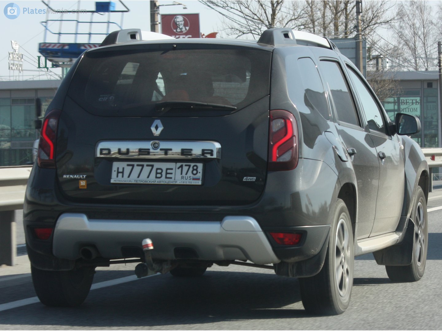 н 777 ве 178, Renault Duster 