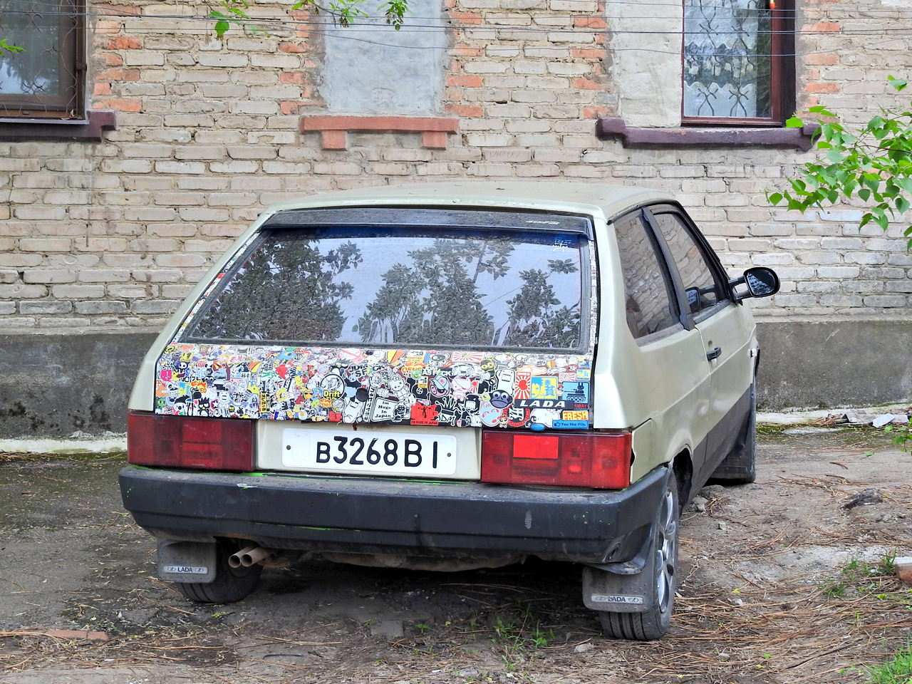 в 3268 ВІ, Lada (VAZ) 2108 Спутник (Samara/Forma/Sputnik) 3-door Hatch, 1984–2003