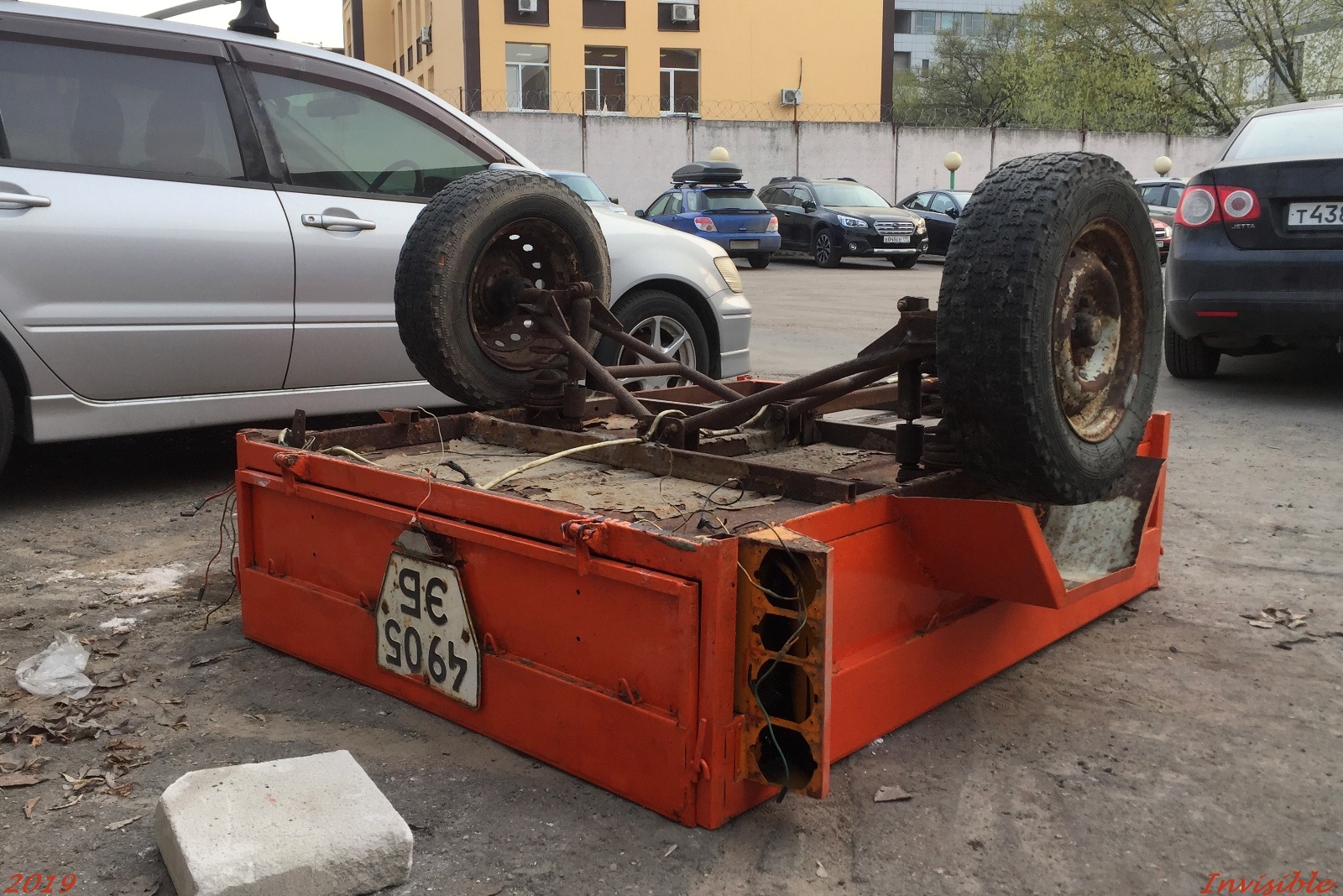 4905 ЭБ, NefAZ (NZAS) 8151 Пчёлка 