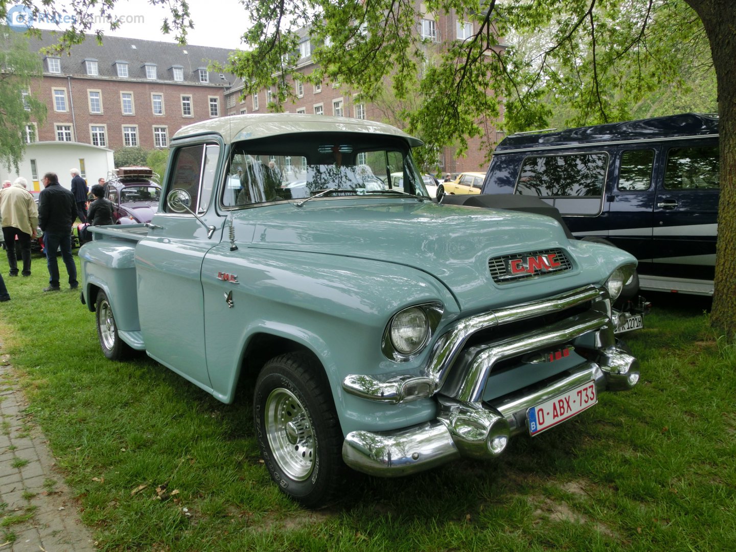 O-ABX-733, GMC Blue Chip Series 