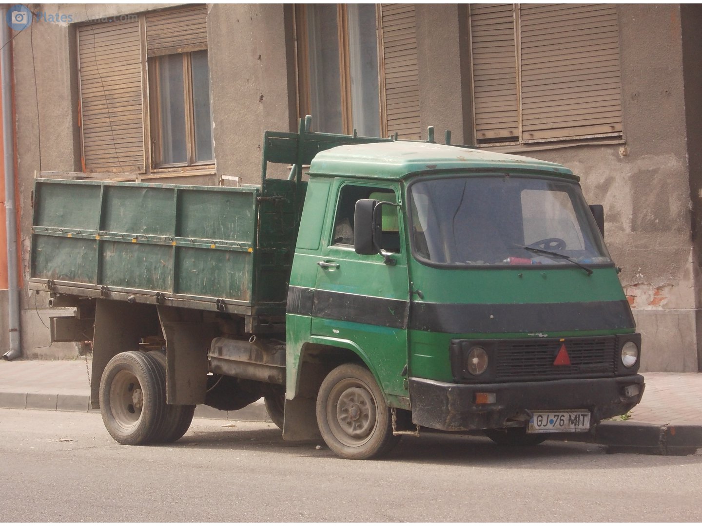 GJ 76 MIT, Rocar TV-15 