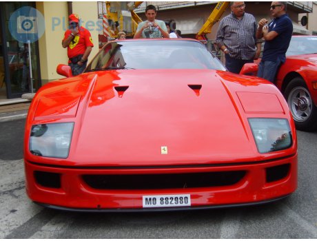 MO 882980, Ferrari F40