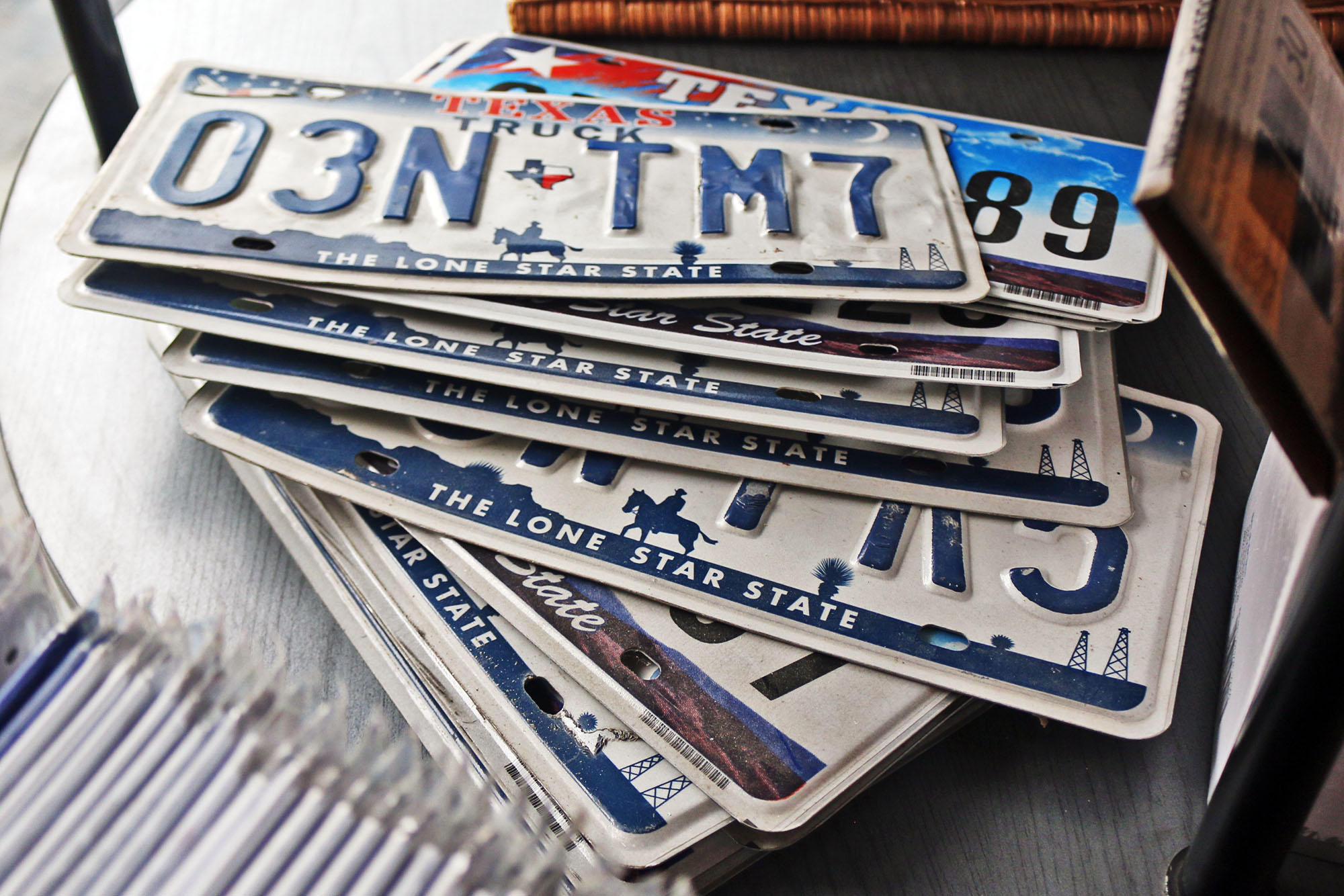 03N-TM7, License plate without vehicle 