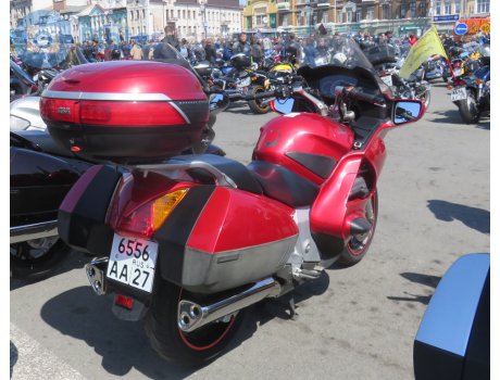 6556 аа 27, Honda ST Series