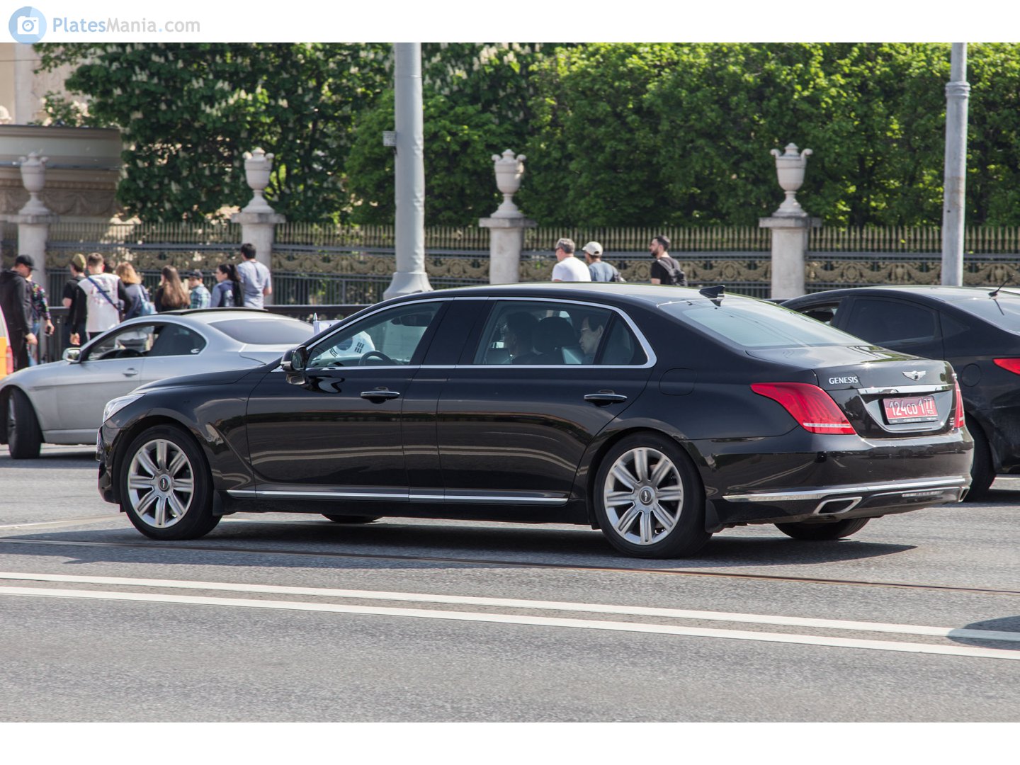 124 CD 1 77, Genesis G90 1st gen (HI), 2016–2019