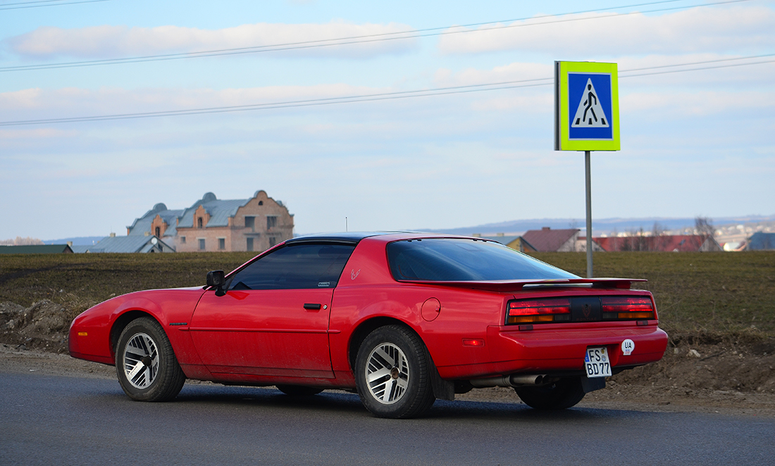 FS BD 77, Pontiac Firebird 3rd gen Coupé (FW2/87; F-body), facelift, 1990–1992