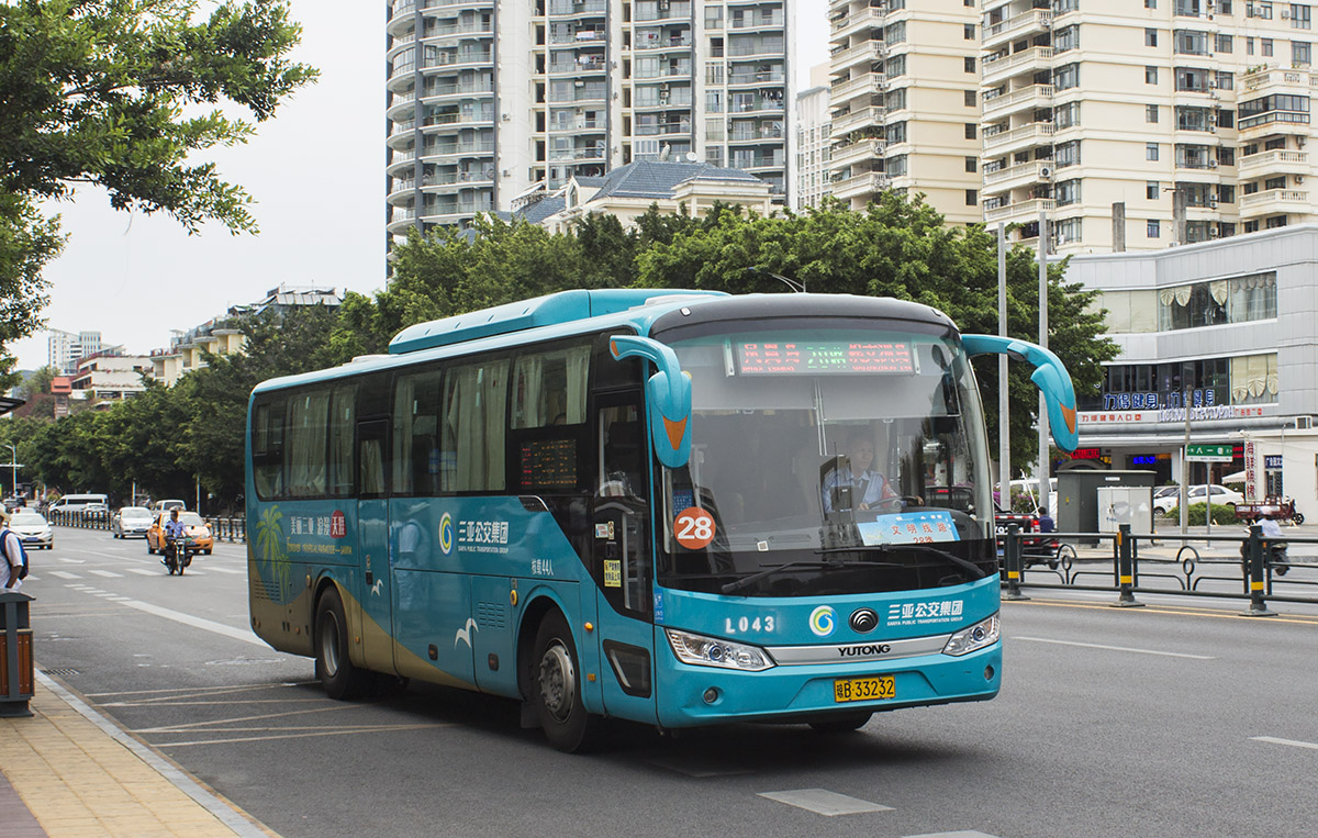 琼B·33232, Yutong ZK6115H 