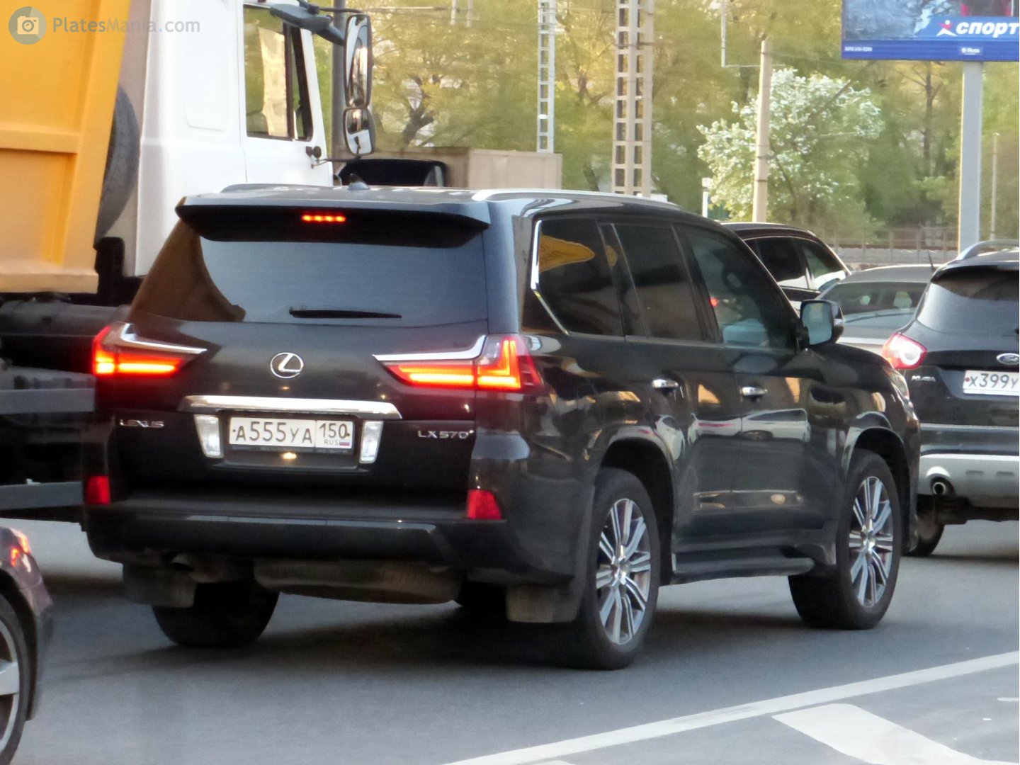 а 555 уа 150, Lexus LX 