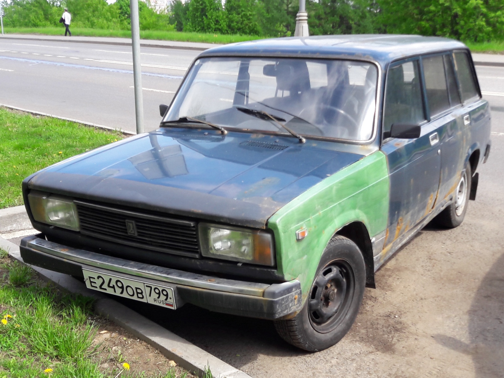 е 249 ов 799, Lada (VAZ) 2104 Жигули (Nova / Riva / 1300 / 1500), 1984–2012