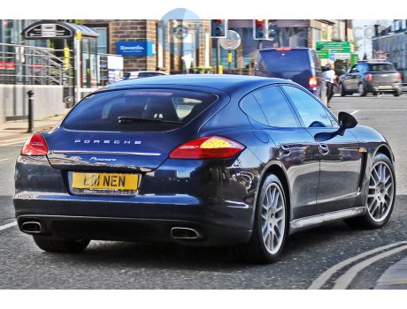 L111 NEN, Porsche Panamera