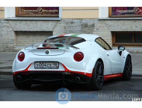 х004се98, Alfa Romeo 4C