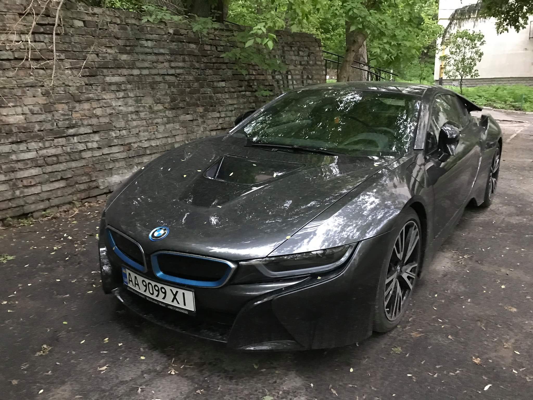 AA 9099 XI, BMW i8 1st gen Coupé (I12), 2014–2020