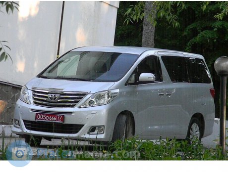 005D 666 77, Toyota Alphard