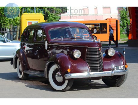 A 077, Studebaker Commander