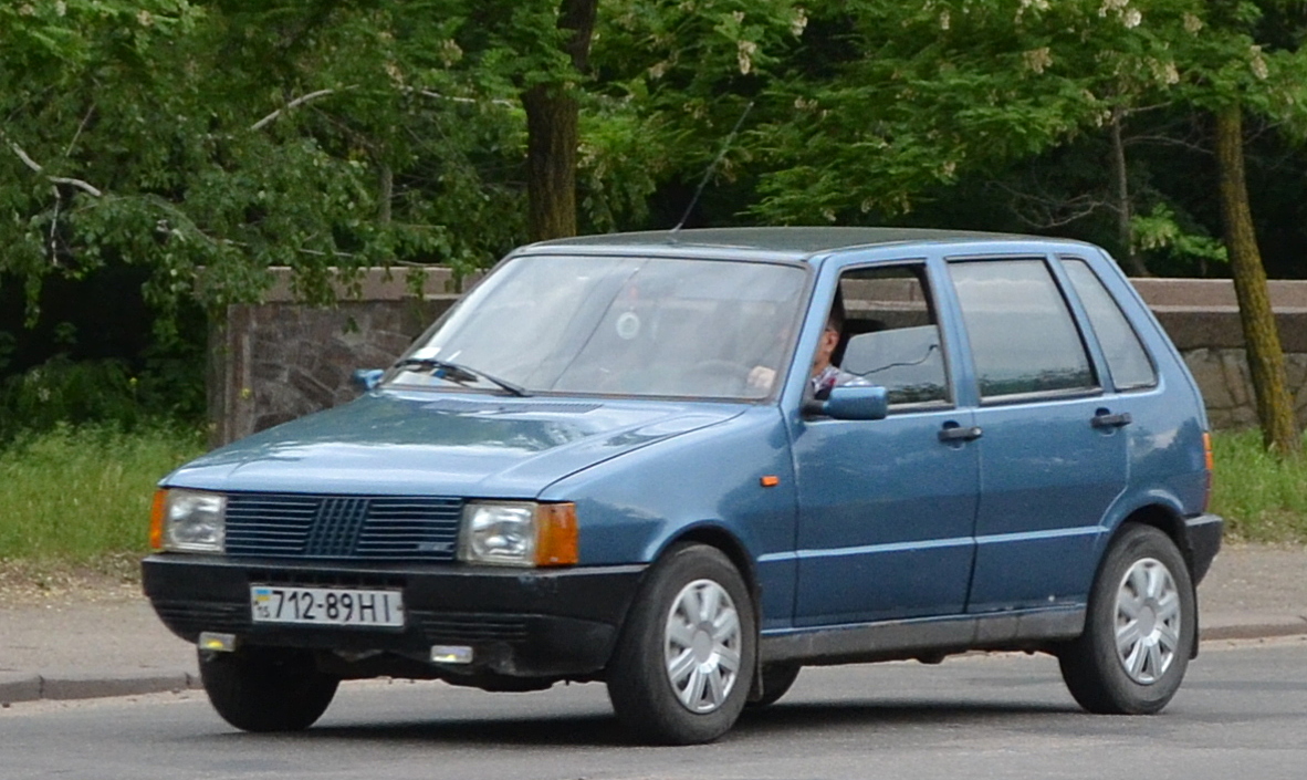 15 712-89 HI, FIAT Uno 1st gen 5-door Hatch (146), 1983–1989