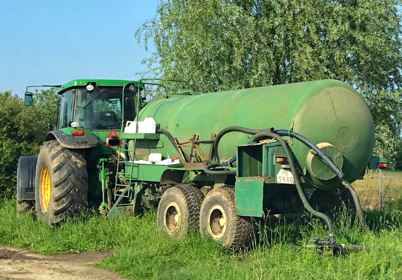 РБ 5880, BobruiskAgroMach МЖТ Серия 