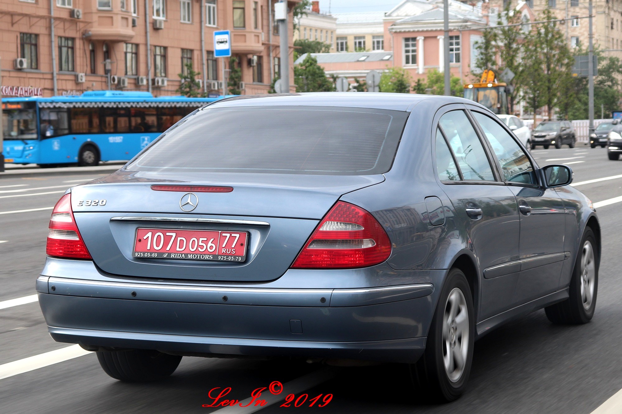 107 D 056 77, Mercedes-Benz E-Klasse 3rd gen Sedan (W211), 2002­–2009