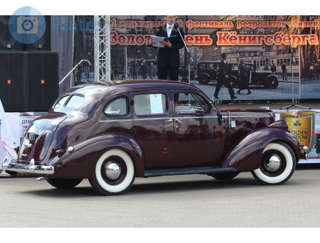A 077, Studebaker Commander