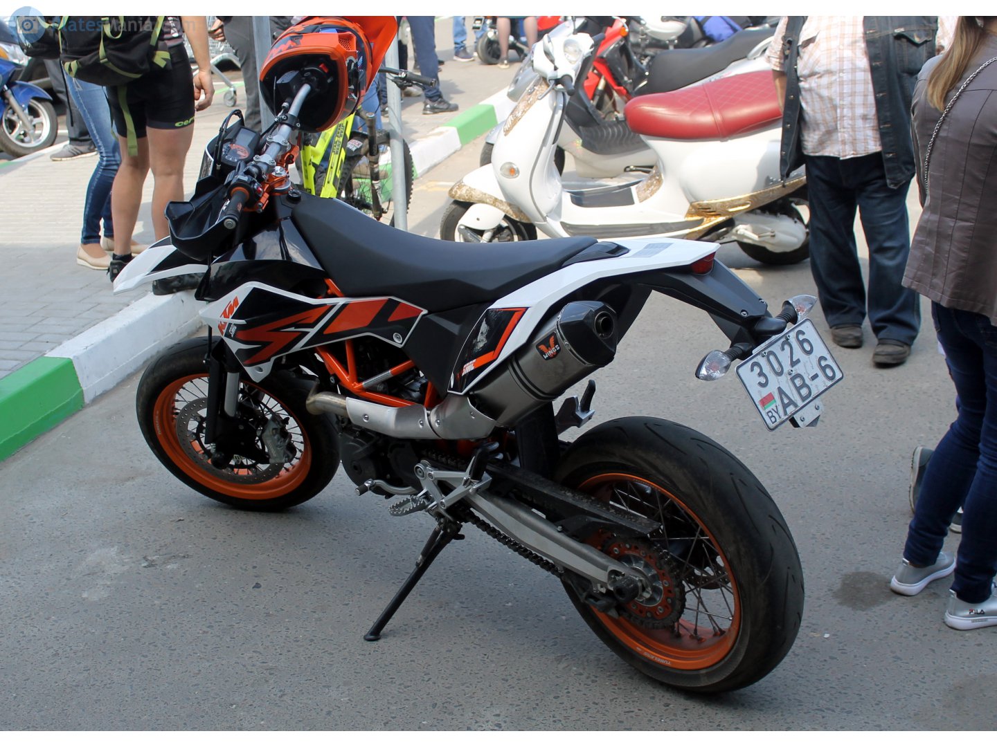 3026 AB-6, KTM SMC Series 