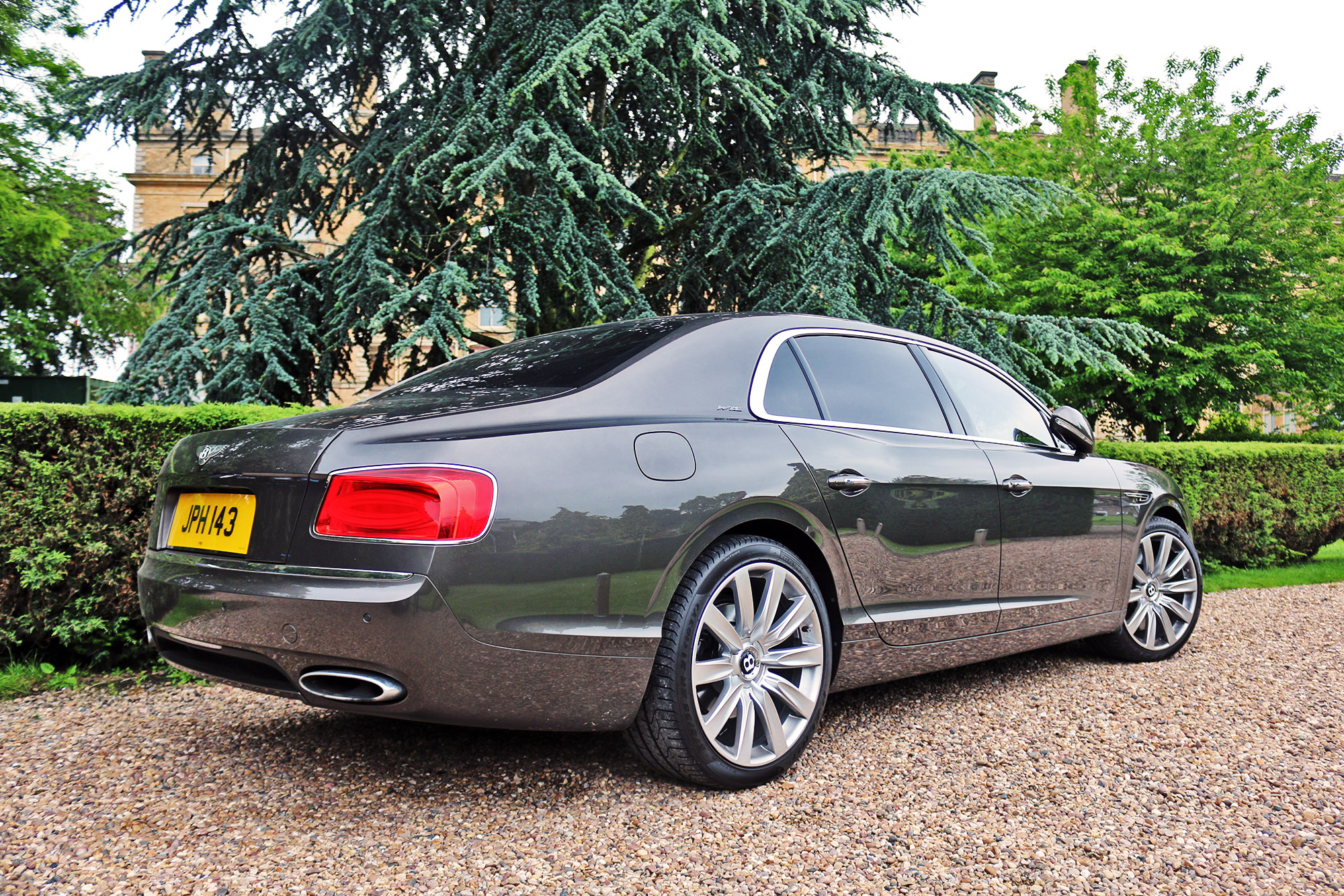 JPH143, Bentley Flying Spur 2nd gen (D1), 2013–2019