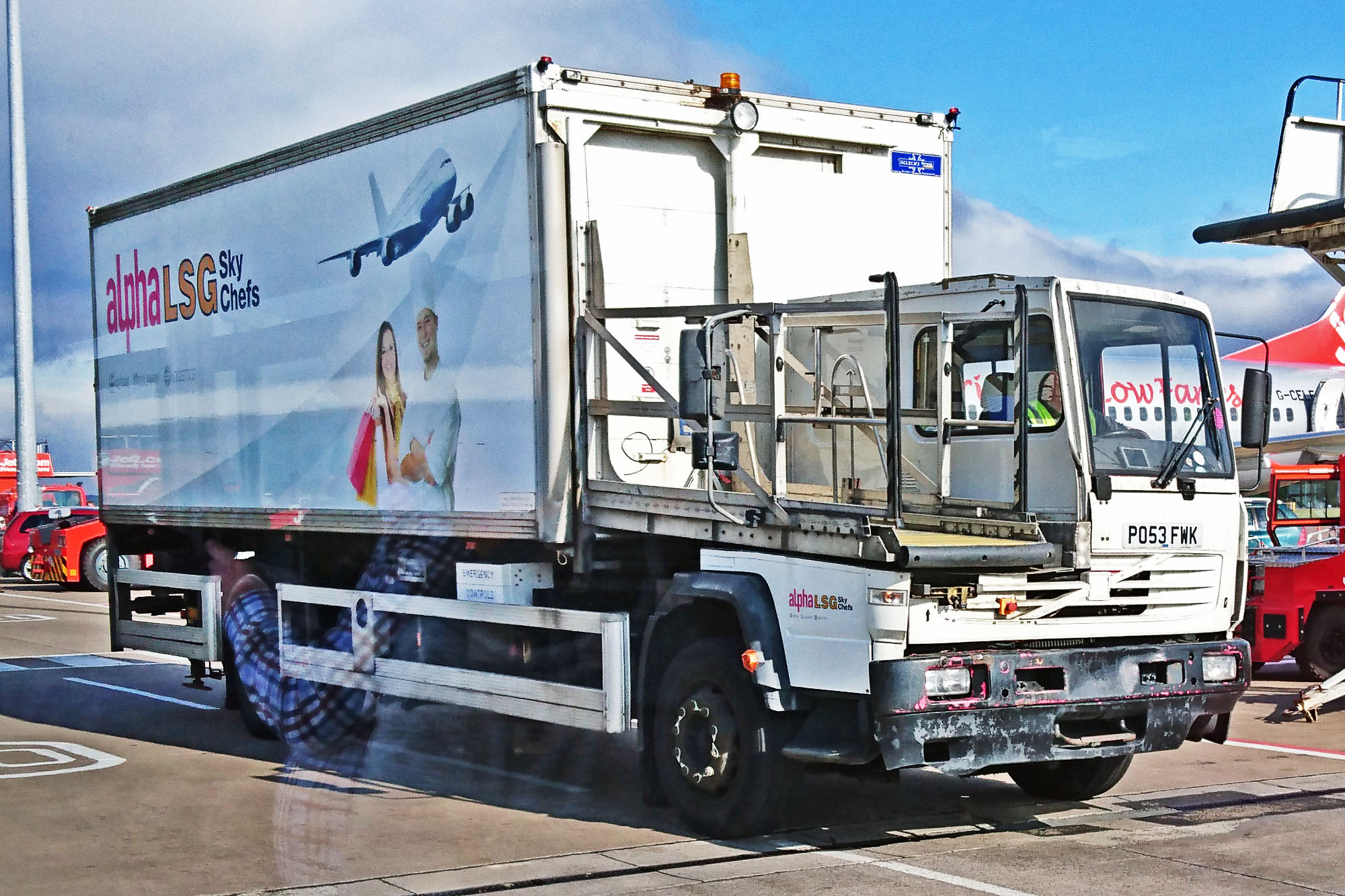 PO53FWK, Volvo FL 1st gen, facelift, 2000–2006