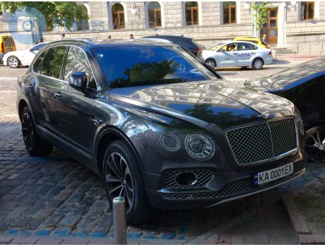 KA 0001 EX, Bentley Bentayga