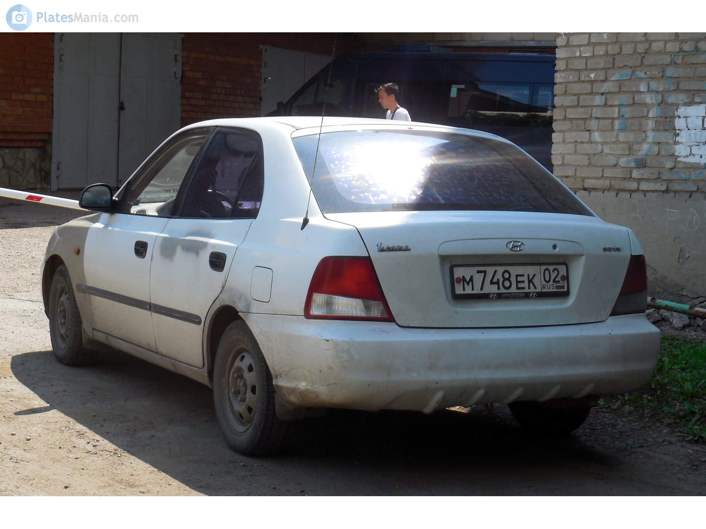 м 748 ек 02, Hyundai Verna 1st gen 5-door Hatchback (LC), 1999–2003