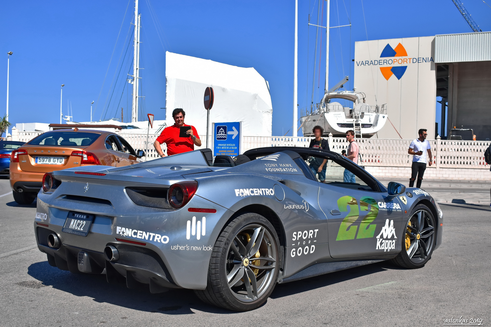 MAC22, Ferrari 488 1st gen Spider (F142M), 2015–2019