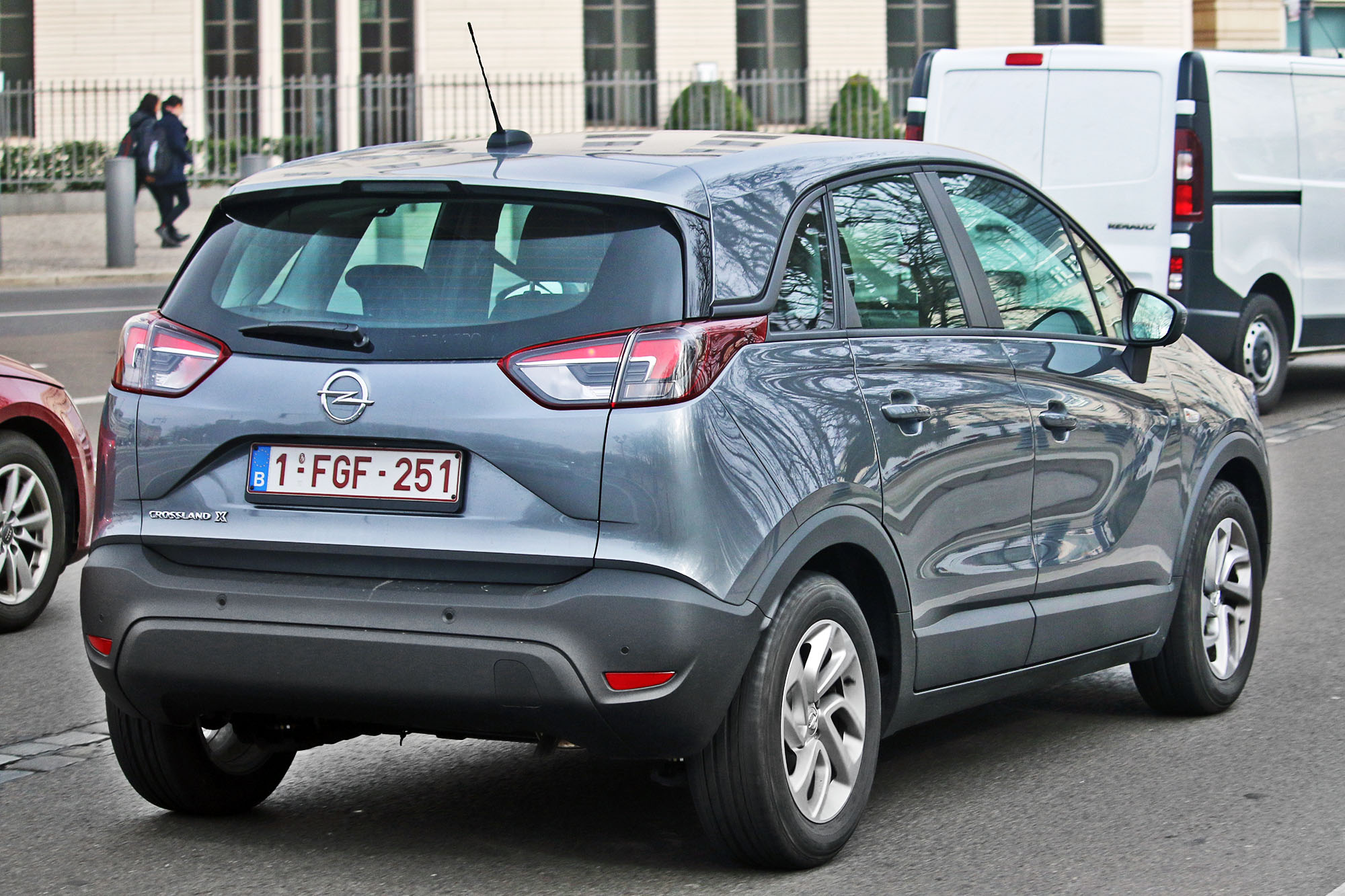 1-FGF-251, Opel Crossland 1st gen X (P17; P2QO), 2017–2020