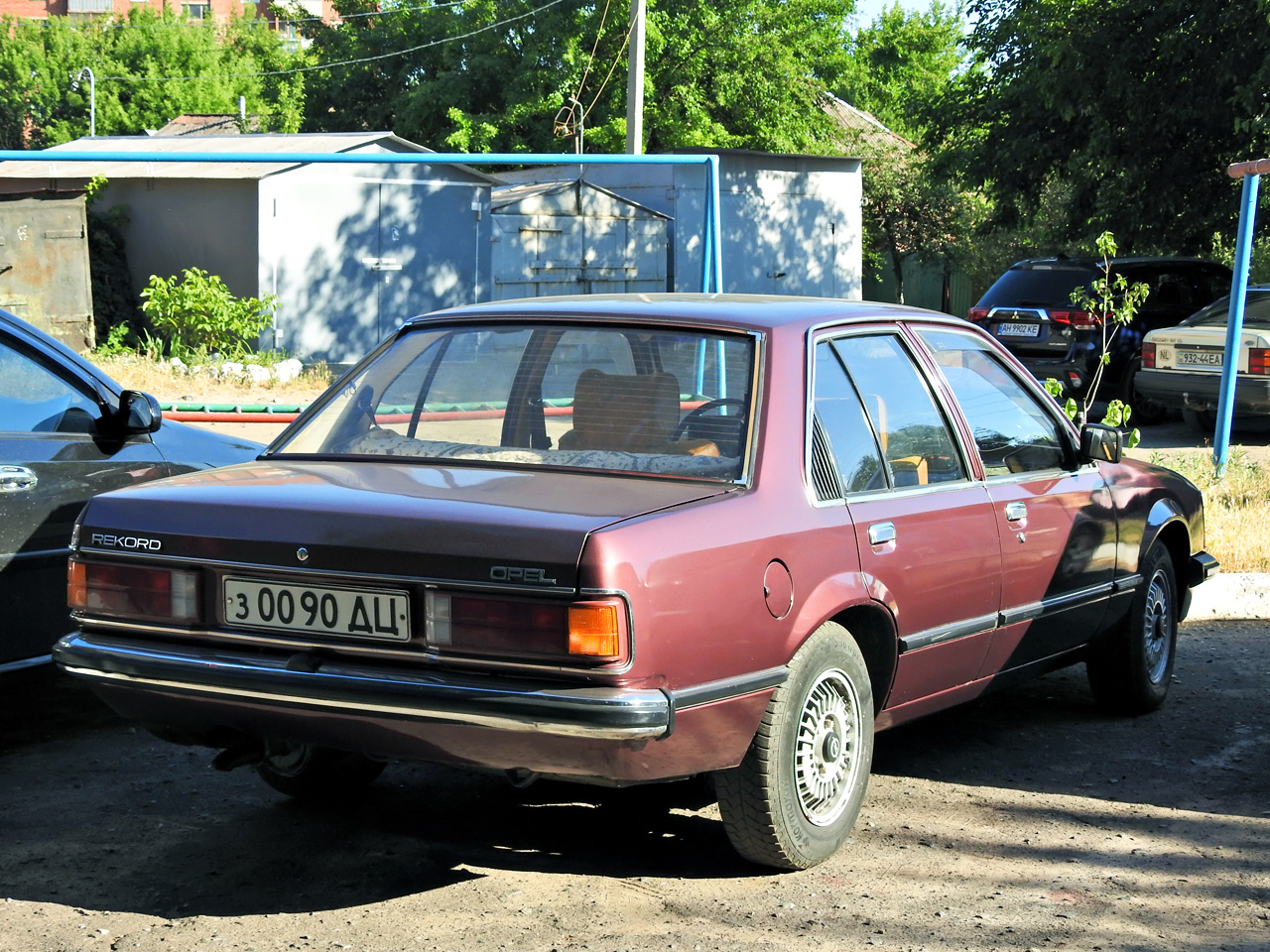 з 0090 ДЦ, Opel Commodore 3rd gen Sedan (C), 1978–1982
