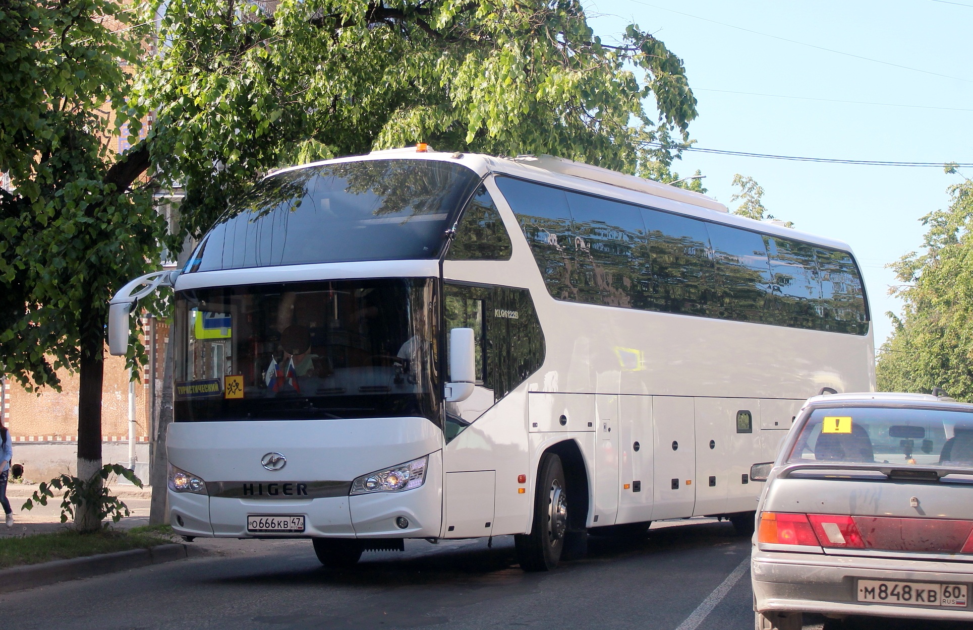 о 666 кв 47, Higer KLQ61*2 