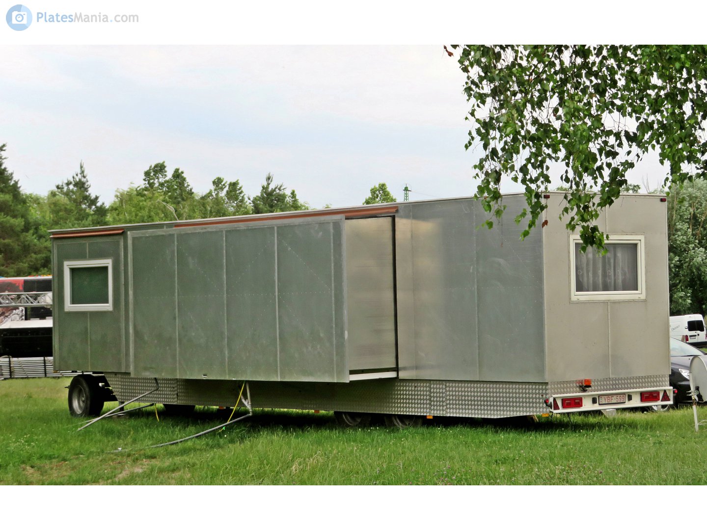 YBF-599, Kässbohrer V-Series 