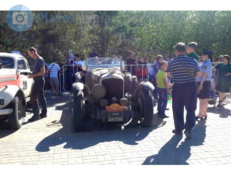 49706, Bentley 8 Litre