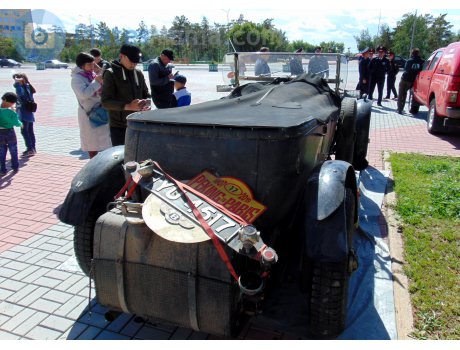 YU 4517, Bentley 4½ Litre