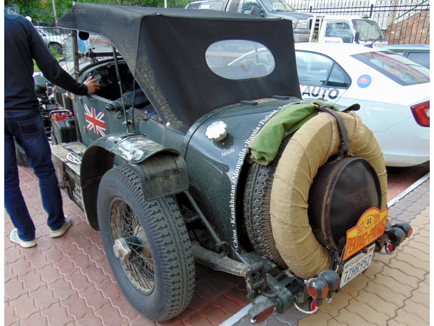 7ZHR952, Bentley 6½ Litre 