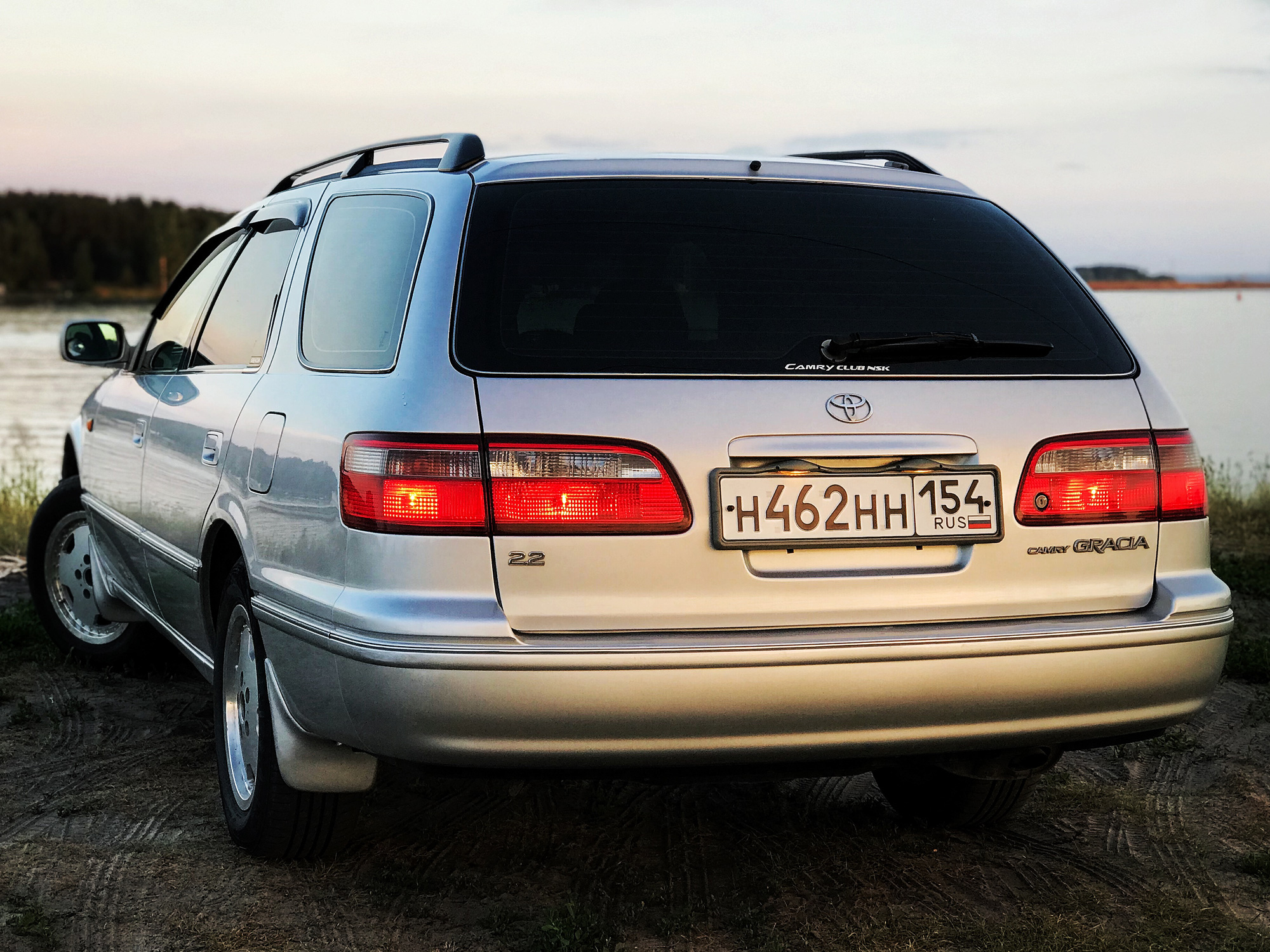 н 462 нн 154, Toyota Camry Gracia Wagon (XV20W), 1996–2001