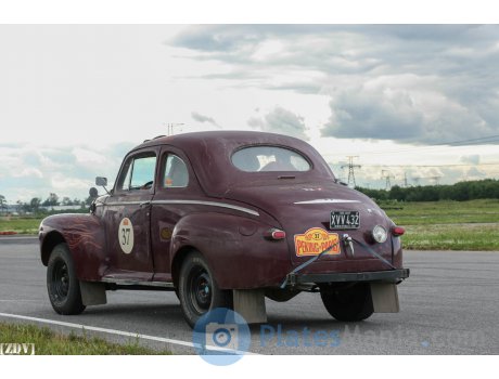 XVV 432, Ford Super Deluxe